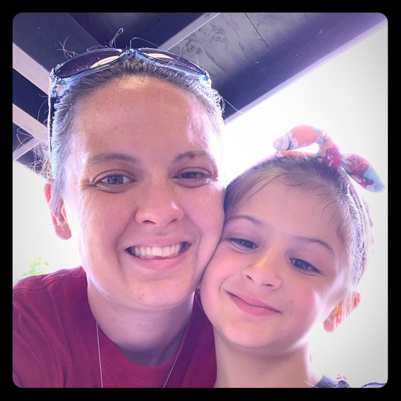 Meet your Posher, Jaimee - Picture 1 of 2